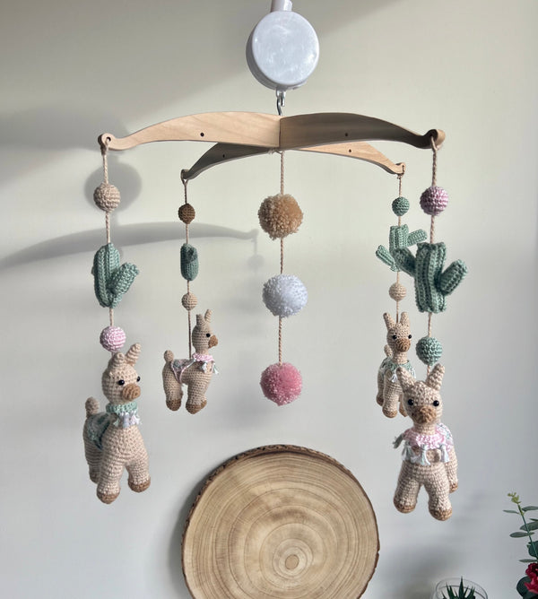 Mobile musical lama