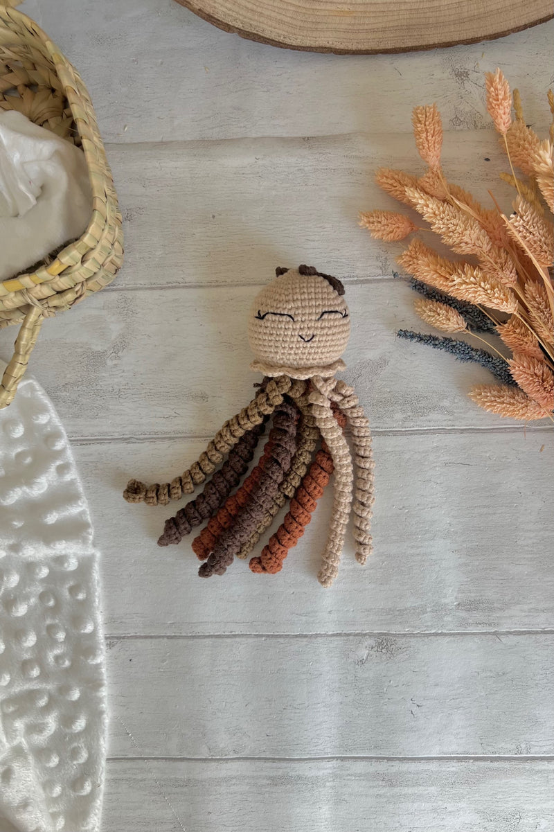 Peluche pieuvre au crochet