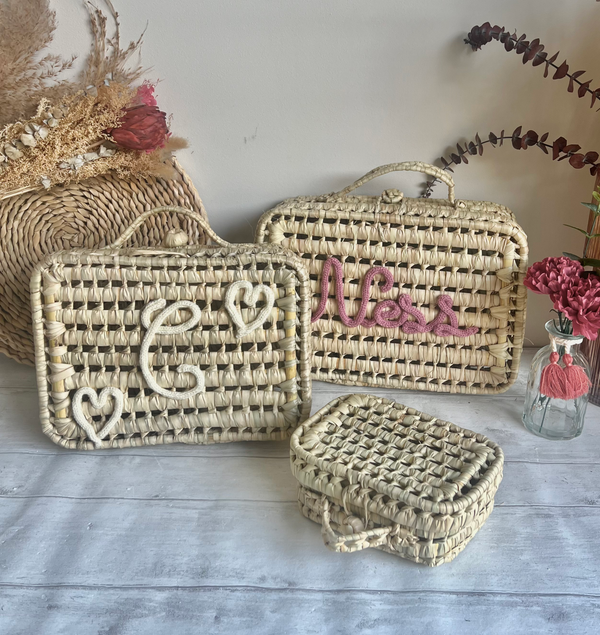 Valisette customisée en feuilles de palmier