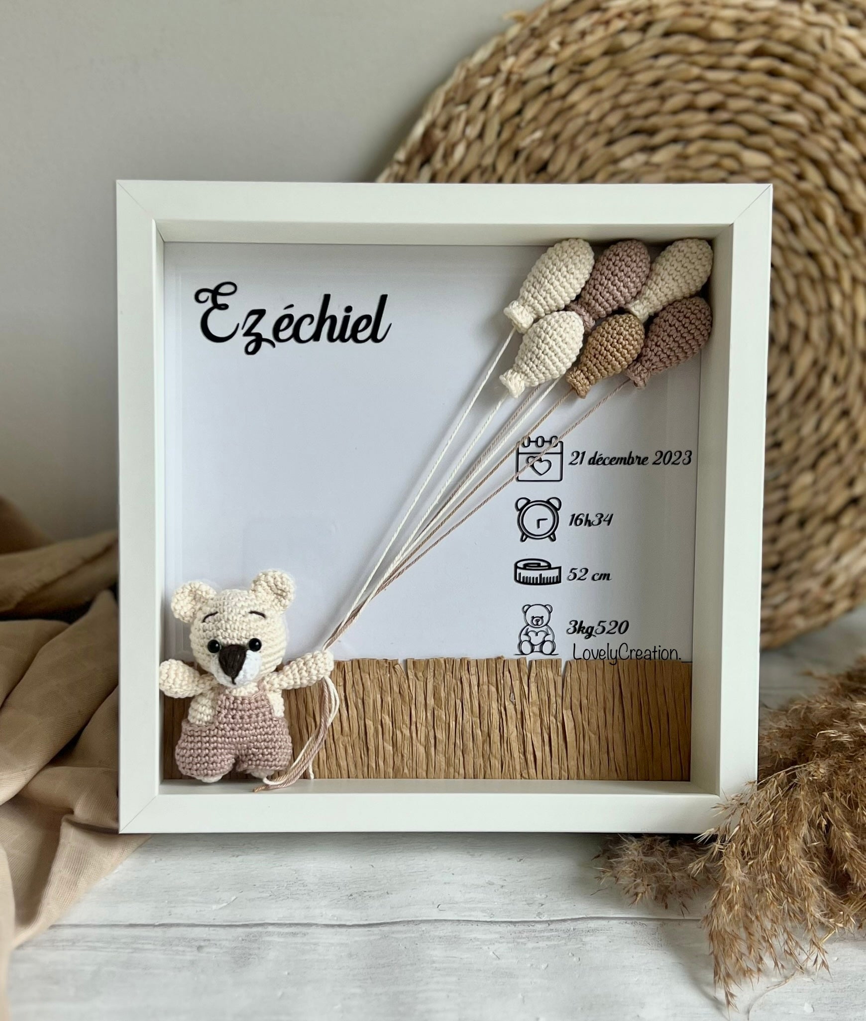Cadre de naissance ourson beige