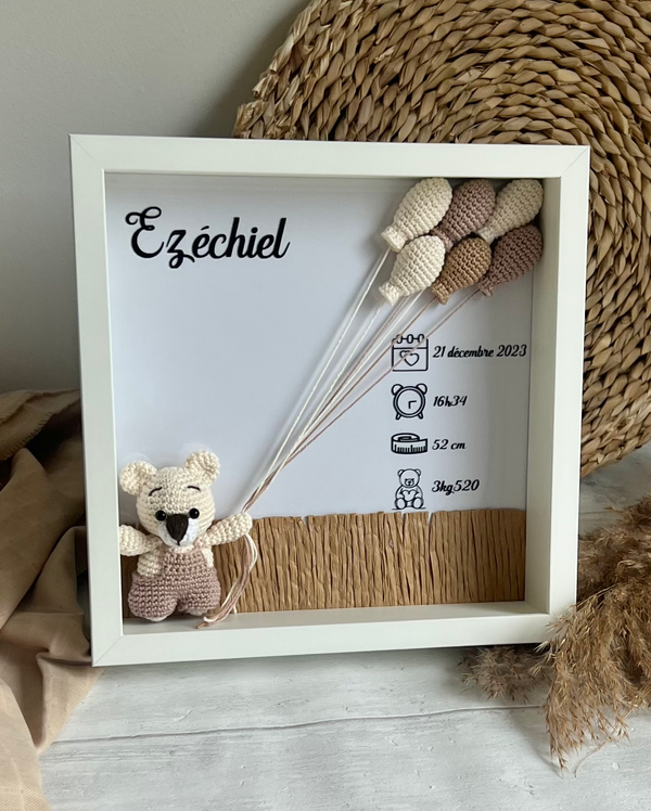 Cadre de naissance ourson beige